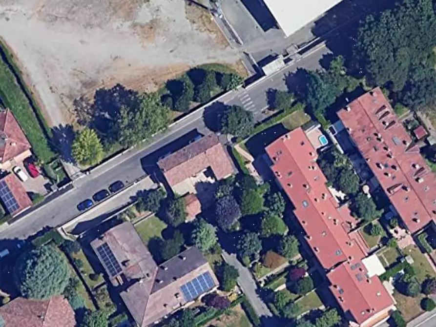 Immagine 7 di Garage in vendita  in Via dello Sport a Gorgonzola