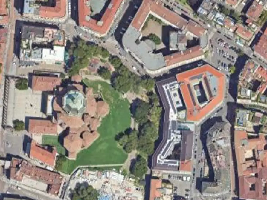 Immagine 12 di Appartamento in vendita  in Piazza Vetra a Milano