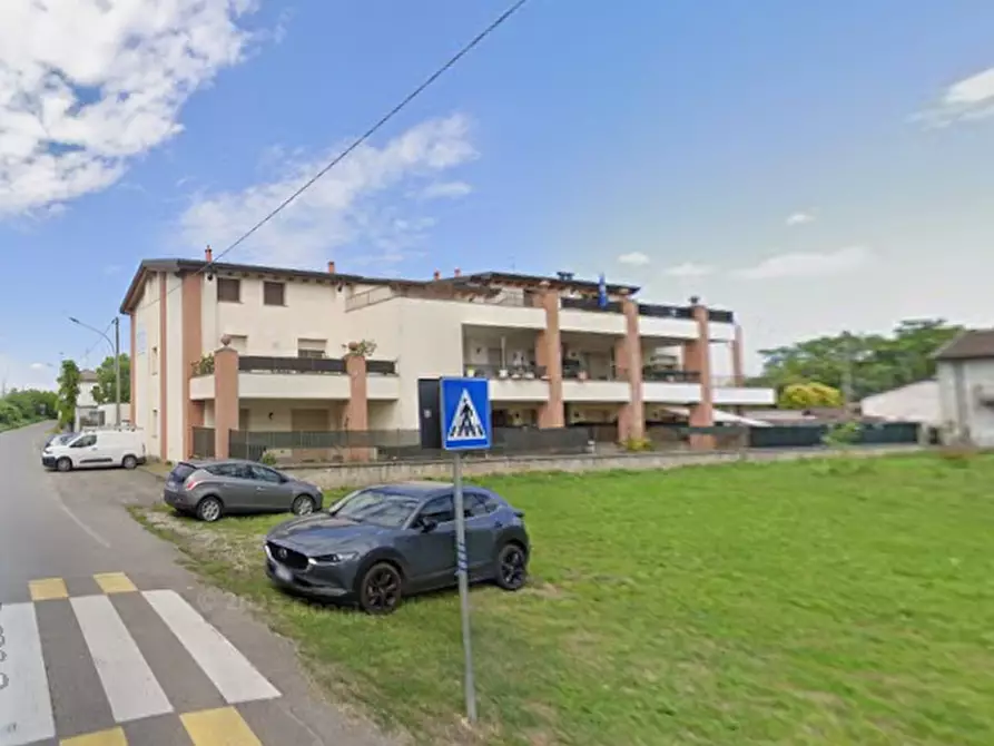 Immagine 12 di Appartamento in vendita  in Via Sandro Pertini a Pizzale