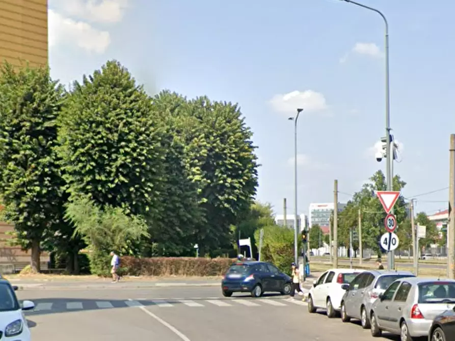 Immagine 11 di Appartamento in vendita  in Via M. Saponaro a Milano