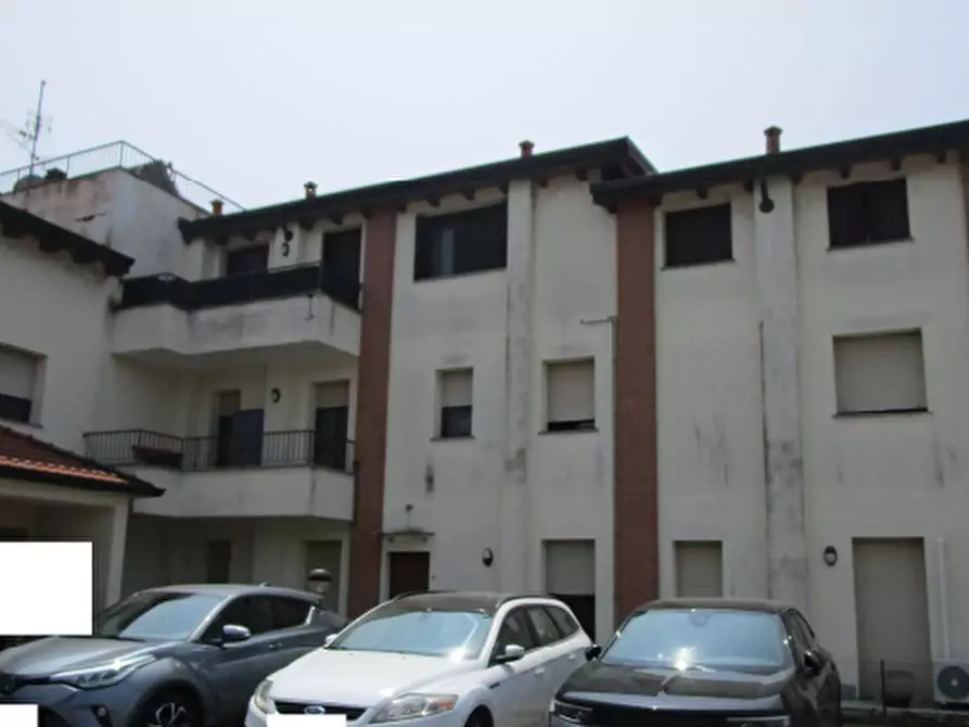 Immagine 9 di Appartamento in vendita  in Via Sandro Pertini a Pizzale