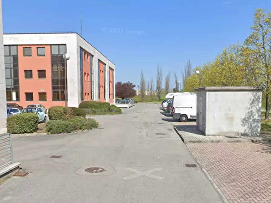 Immagine 2 di Posto auto in vendita  in Via Germania  a Vigonza