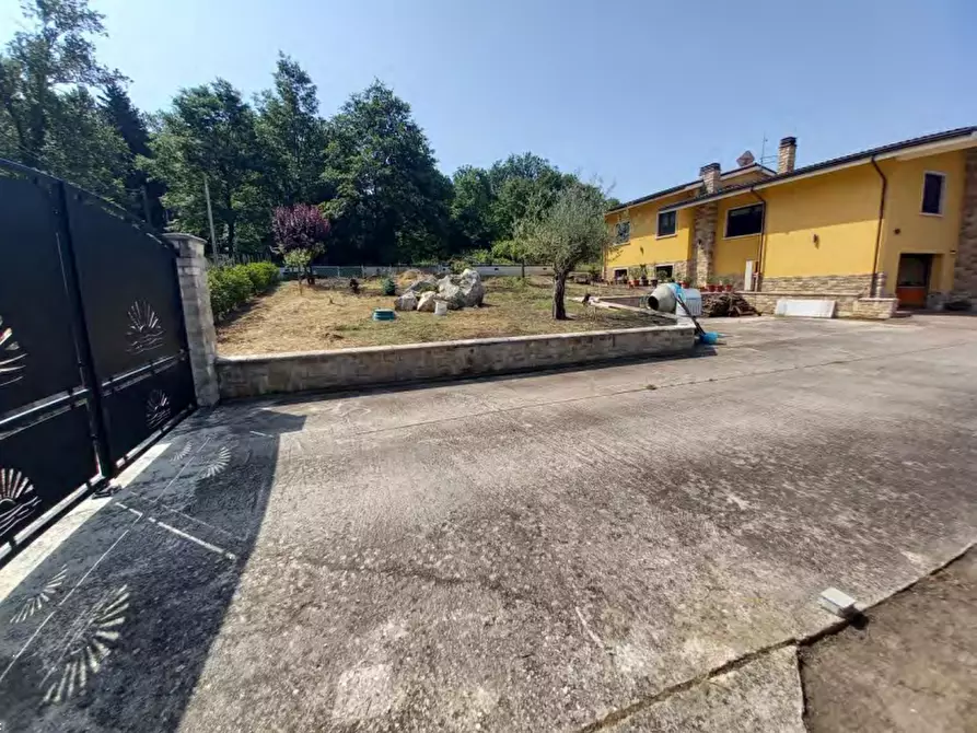 Immagine 8 di Villetta a schiera in vendita  in contrada Sterparelle a Vinchiaturo