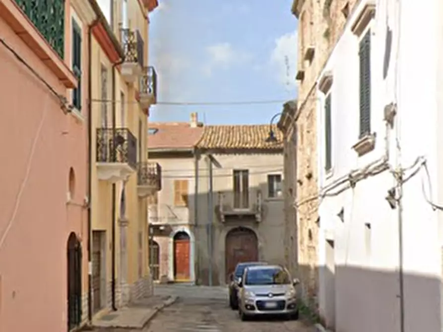 Immagine 2 di Garage in vendita  in Via Cristoforo Colombo a San Martino In Pensilis