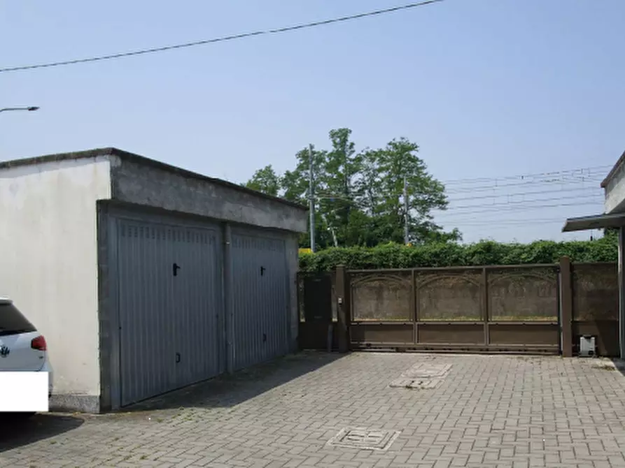 Immagine 4 di Appartamento in vendita  in Via Sandro Pertini a Pizzale
