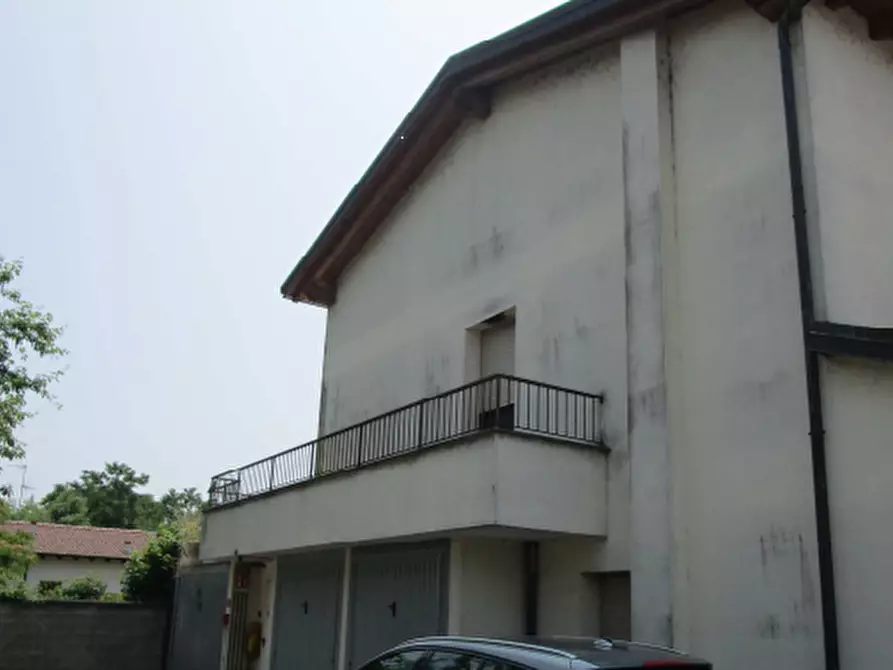 Immagine 9 di Appartamento in vendita  in Via Sandro Pertini a Pizzale