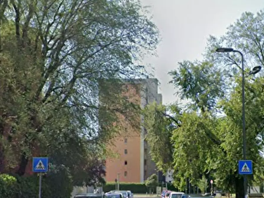 Immagine 5 di Appartamento in vendita  in Via Osteno a Milano