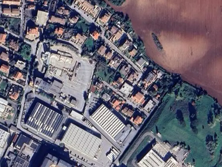 Immagine 9 di Laboratorio in vendita  in Via Treviso a Pomezia