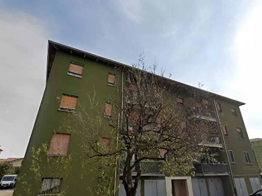 Immagine 2 di Appartamento in vendita  in Via Donato Bramante a Carpi