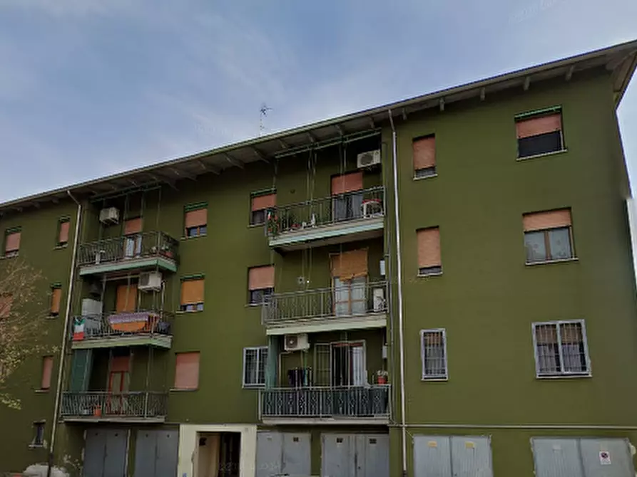 Immagine 5 di Appartamento in vendita  in Via Donato Bramante a Carpi