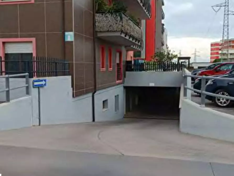 Immagine 2 di Posto auto in vendita  in Via Madonna delle Grazie a Termoli