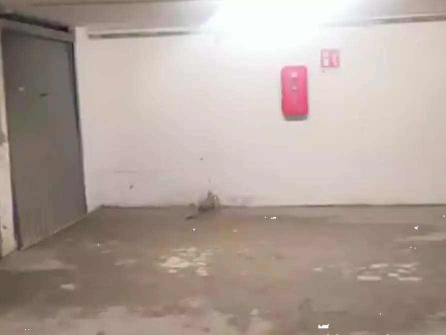 Immagine 1 di Posto auto in vendita  in Via Cristoforo Colombo a San Martino In Pensilis