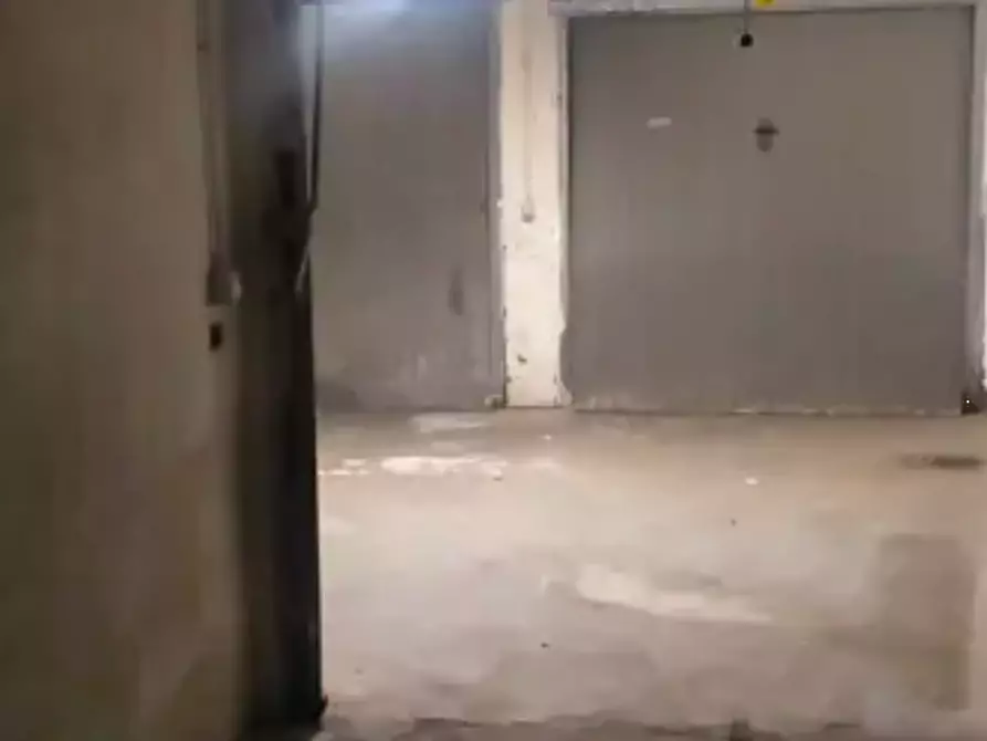 Immagine 9 di Posto auto in vendita  in Via Cristoforo Colombo a San Martino In Pensilis