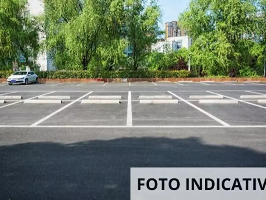 Immagine 12 di Posto auto in vendita  in Via Cristoforo Colombo a San Martino In Pensilis