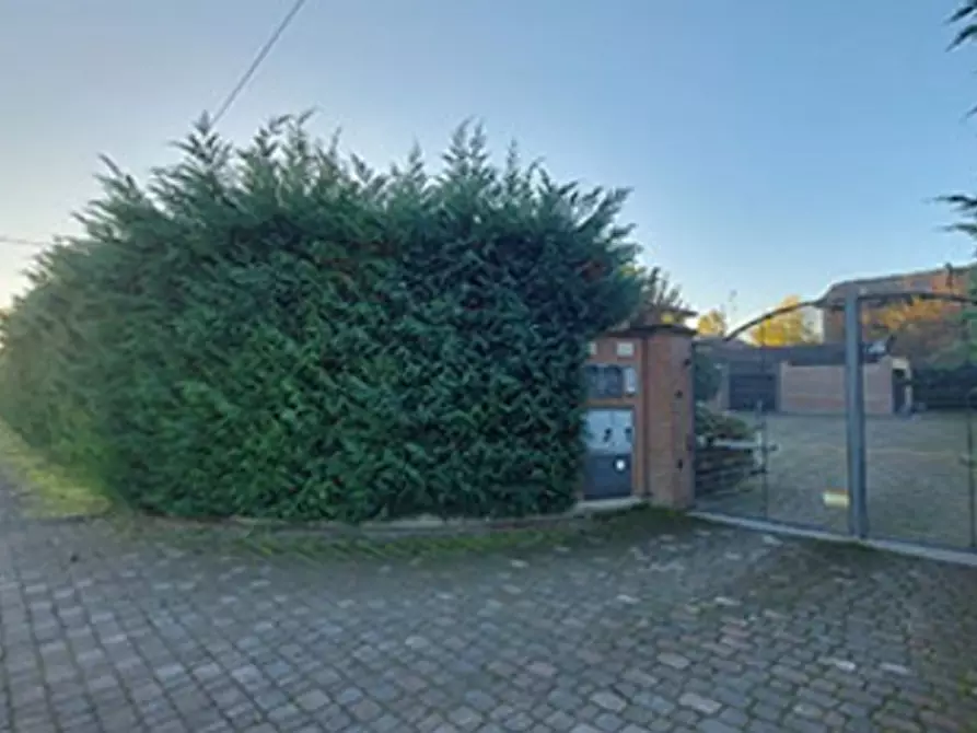 Immagine 9 di Villa in vendita  in Strada Barchetta a Modena