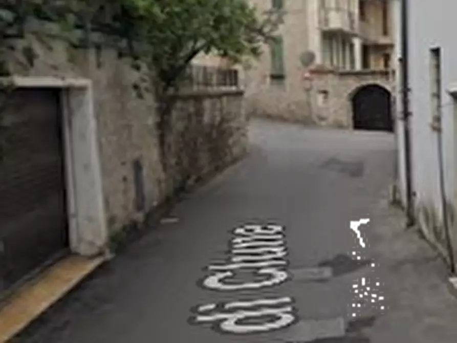 Immagine 3 di Appartamento in vendita  in Via Calvas a Gardone Riviera