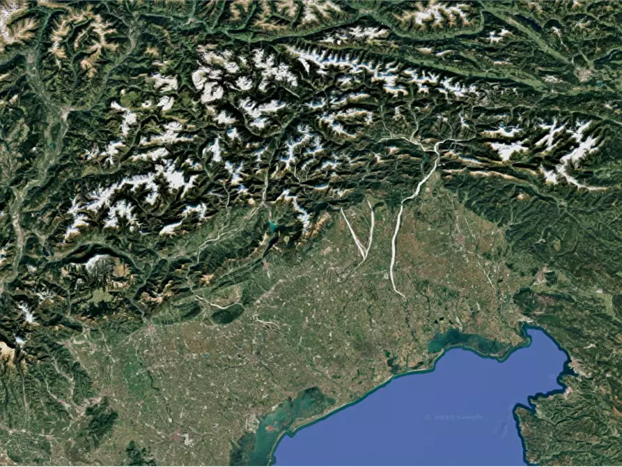 Immagine 16 di Negozio in vendita  in Via Monte Grappa a Seren Del Grappa