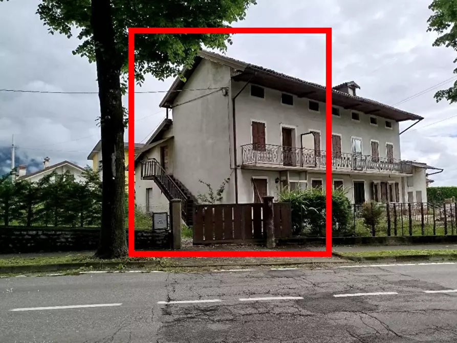 Immagine 1 di Porzione di casa in vendita  in Viale Pedavena a Feltre