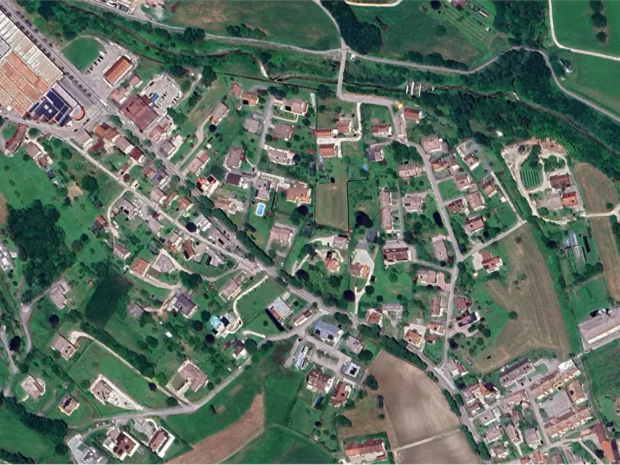 Immagine 18 di Porzione di casa in vendita  in Viale Pedavena a Feltre