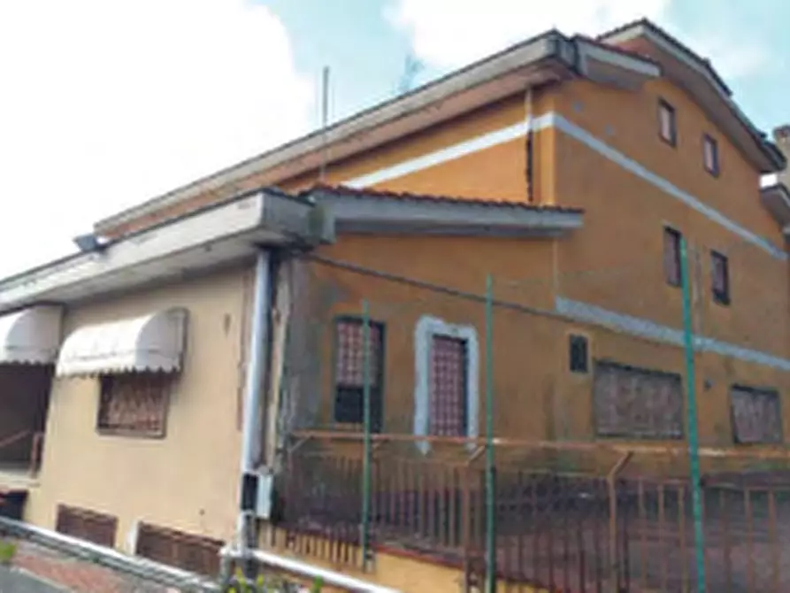 Immagine 9 di Ufficio in vendita  in Via Appia Vecchia a Genzano Di Roma