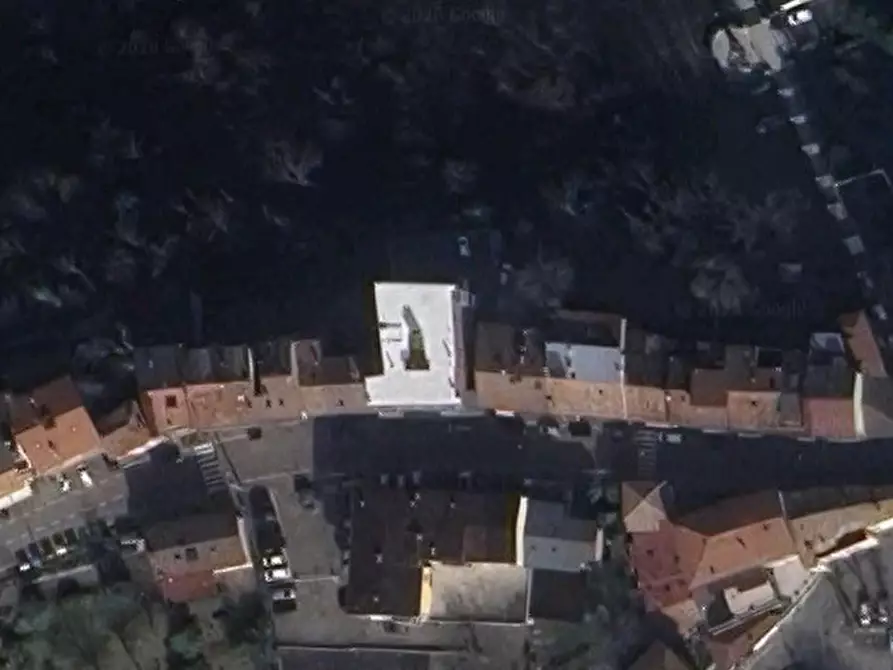 Immagine 1 di Negozio in vendita  in Via Giardini a Lama Mocogno
