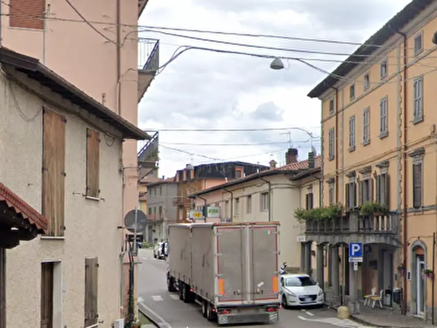 Immagine 11 di Negozio in vendita  in Via Giardini a Lama Mocogno