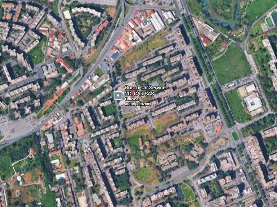 Immagine 3 di Garage in vendita  in Via di Grotta di Gregna a Roma