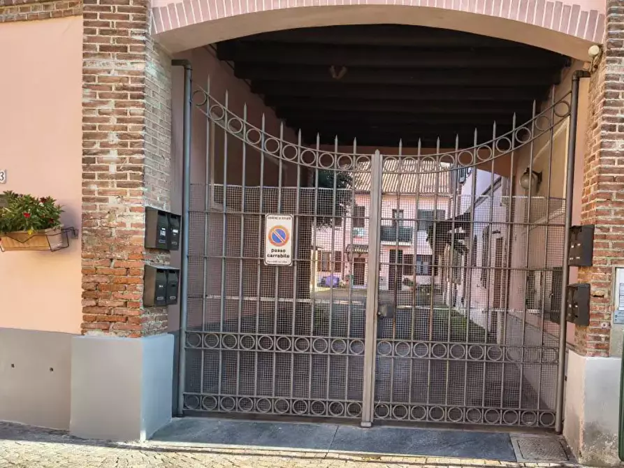 Immagine 2 di Appartamento in vendita  in Via XXV Aprile a Rosate