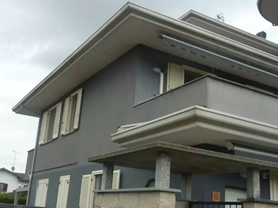 Immagine 1 di Appartamento in vendita  in Via Rovelleto a Gambolo'