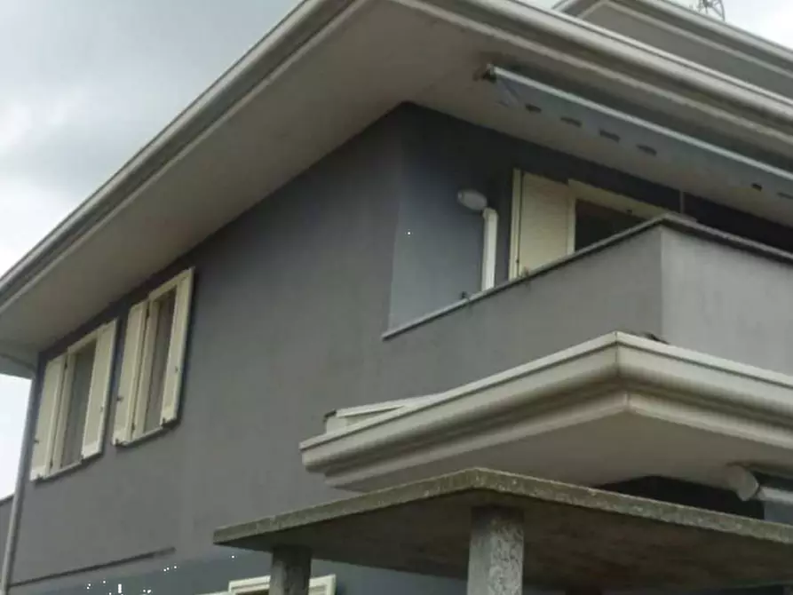 Immagine 3 di Appartamento in vendita  in Via Rovelleto a Gambolo'