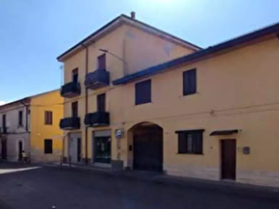 Immagine 3 di Appartamento in vendita  in Via Crivelli a Bascapè