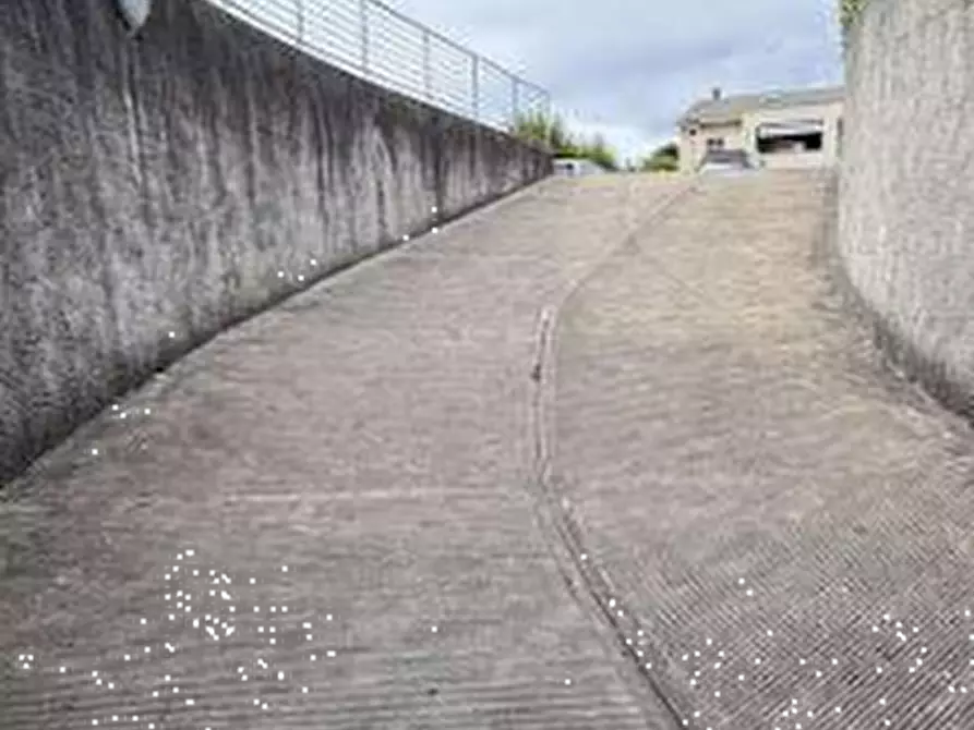 Immagine 4 di Appartamento in vendita  in Via Papa Giovanni XXIII a Alzate Brianza