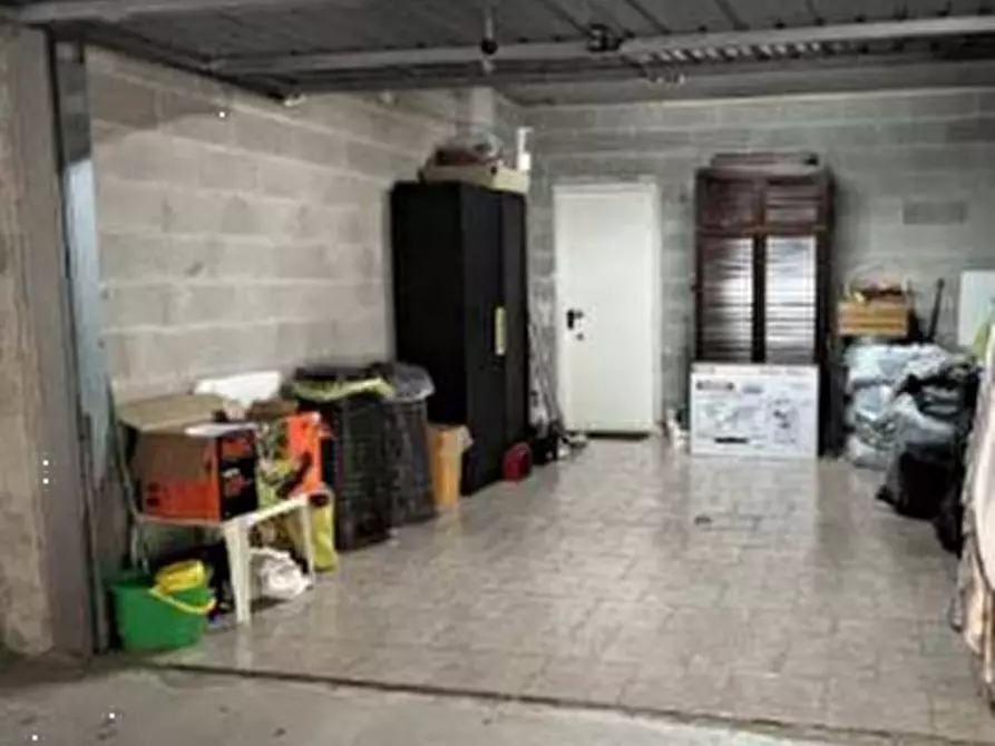 Immagine 5 di Appartamento in vendita  in Via Papa Giovanni XXIII a Alzate Brianza
