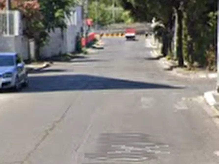 Immagine 5 di Garage in vendita  in Via di Grotta di Gregna a Roma