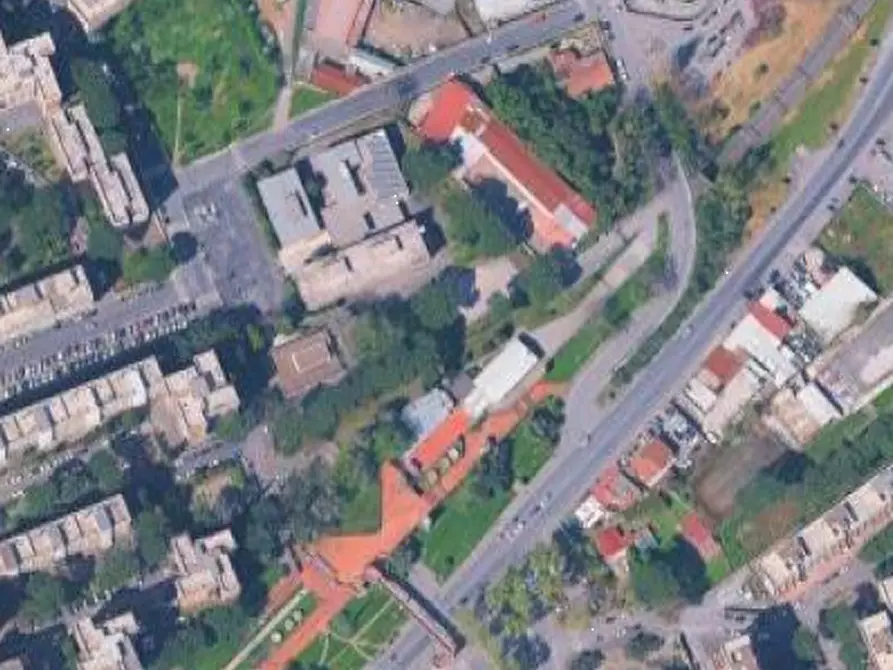 Immagine 6 di Garage in vendita  in Via di Grotta di Gregna a Roma