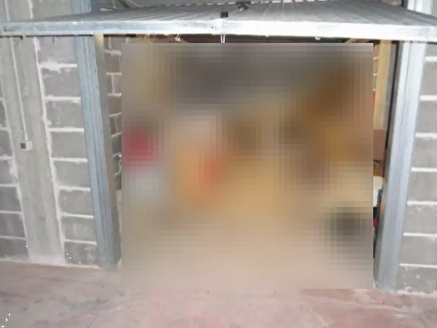 Immagine 4 di Garage in vendita  in Viale Roma a Anzio