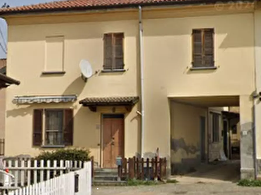 Immagine 1 di Porzione di casa in vendita  in Via del Campo  a Vidigulfo