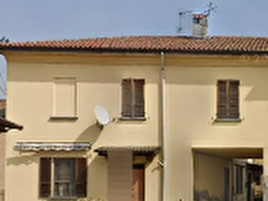 Immagine 2 di Porzione di casa in vendita  in Via del Campo  a Vidigulfo