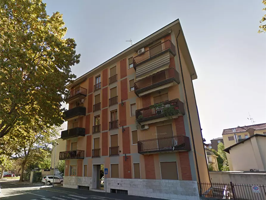 Immagine 7 di Appartamento in vendita  in Via Monte Gran Sasso a Cinisello Balsamo