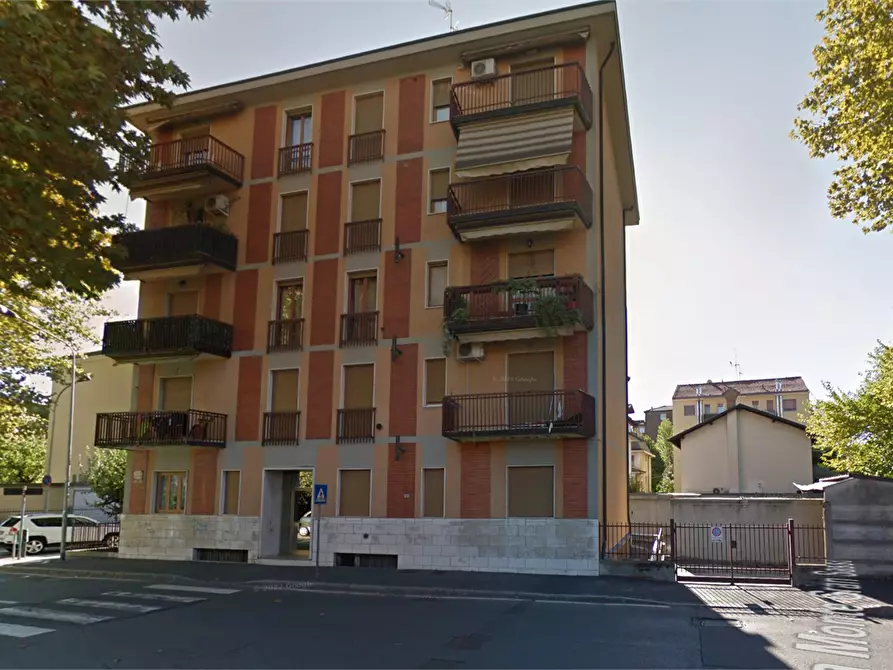 Immagine 8 di Appartamento in vendita  in Via Monte Gran Sasso a Cinisello Balsamo
