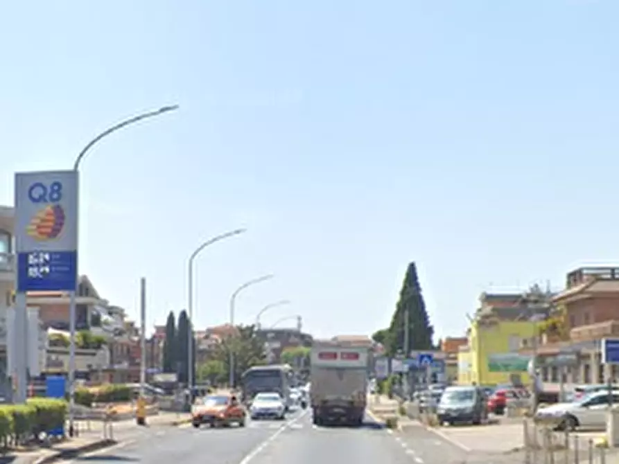 Immagine 8 di Appartamento in vendita  in Via Casilina a Roma