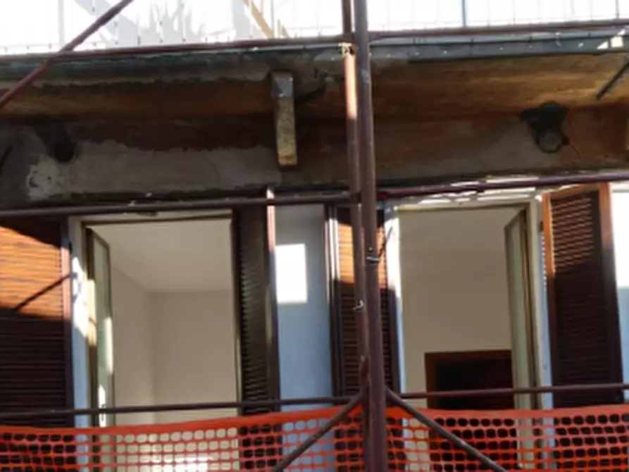 Immagine 5 di Appartamento in vendita  in Via Novara a Cesano Maderno