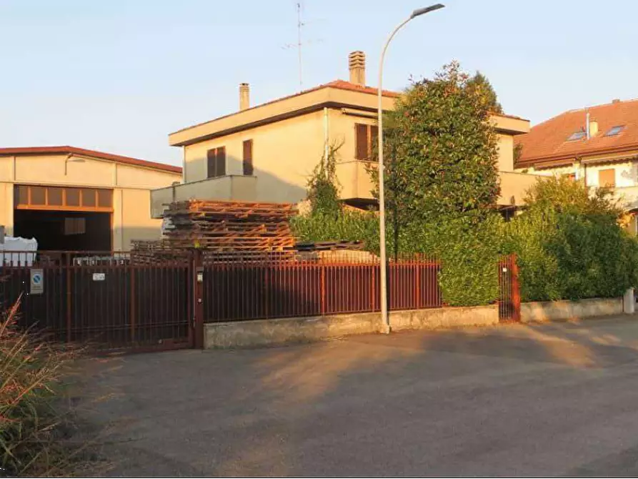 Immagine 5 di Capannone industriale in vendita  in Via Stelvio a Seregno