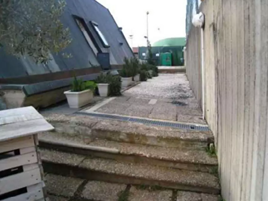 Immagine 8 di Capannone industriale in vendita  in Via Gaetano Previati a Induno Olona