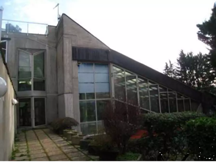 Immagine 11 di Capannone industriale in vendita  in Via Gaetano Previati a Induno Olona