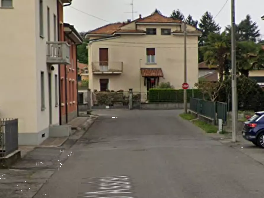 Immagine 5 di Garage in vendita  in Via San Francesco d'Assisi a Giussano