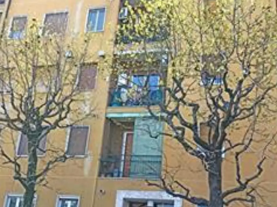 Immagine 2 di Appartamento in vendita  in Via Dante a Carnate