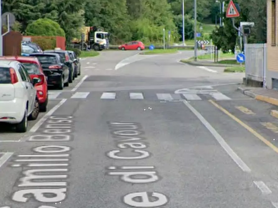 Immagine 7 di Garage in vendita  in Piazza Garibaldi  a Lesmo