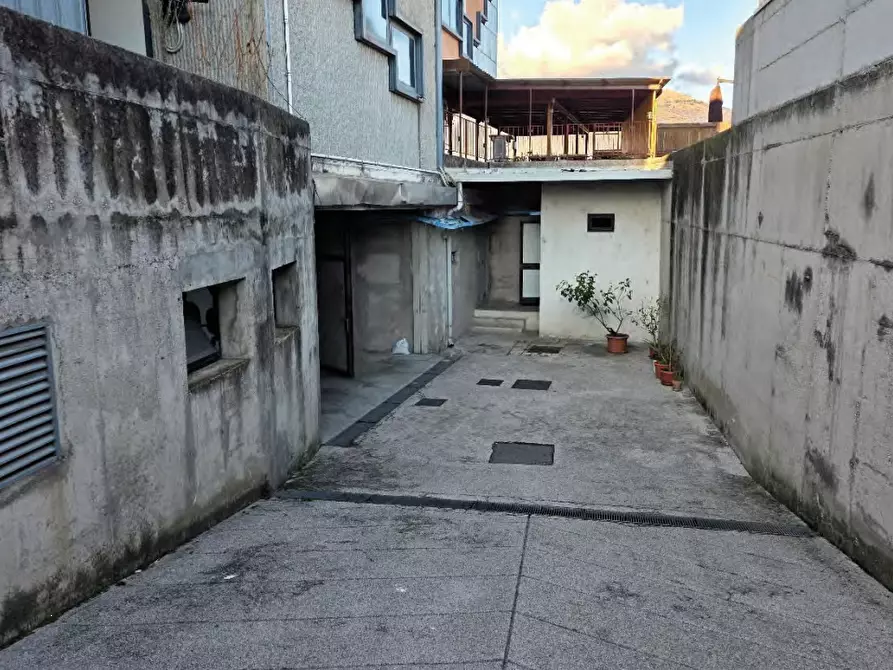 Immagine 13 di Laboratorio in vendita  in Via Feltrina a Pederobba