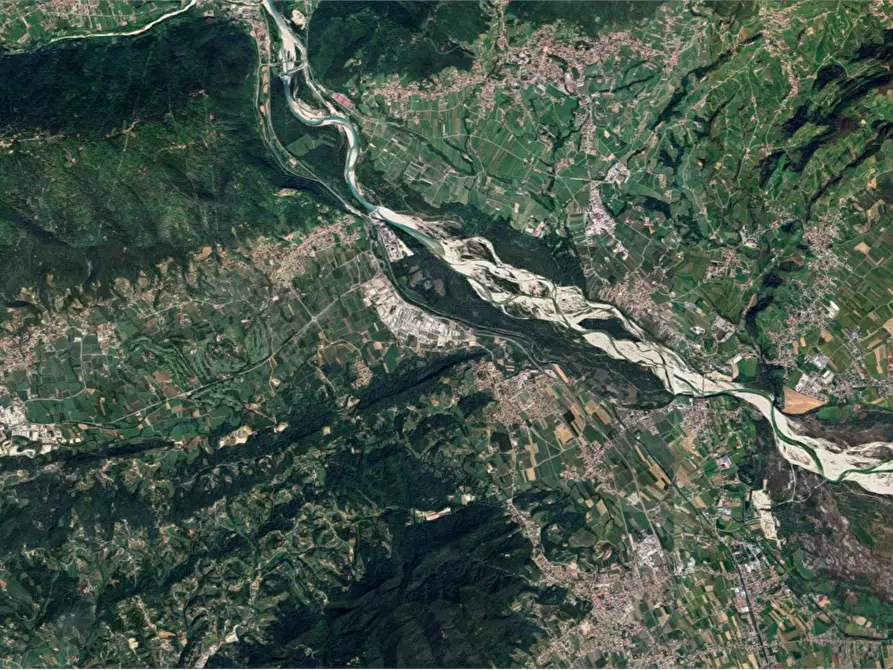 Immagine 14 di Magazzino in vendita  in Via Feltrina a Pederobba